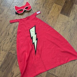 Hanna Andersson Red Superhero Cape and Mask Set with Gold Bolt